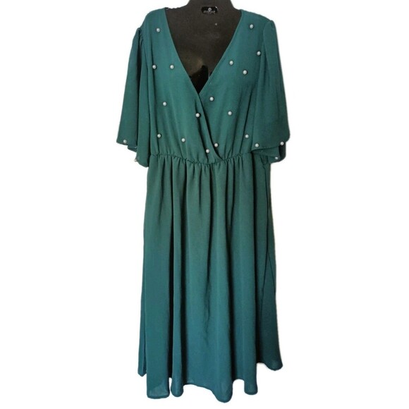 BloomChic Surplice Dress Pearl Embellished Size XL 14/16 Green Dolman Sleeve - Picture 1 of 7